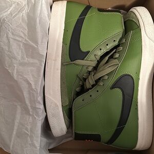 Nike Mid Blazers